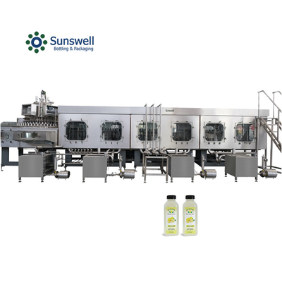 Machine de remplissage de jus de fruits à grande vitesse désinfectant rinçage de morceau de fruit pesage péristaltique embouteillage scellant monobloc