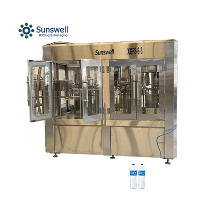 Performances stables Petite machine de remplissage et de fermeture de bouteilles
