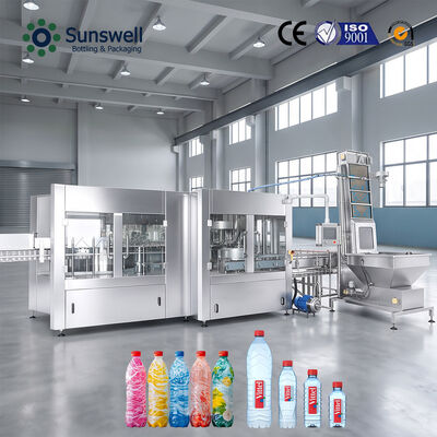 Ligne de production d'embouteillage d'eau 24000BPH en bouteille PET de 500 ml, machine de remplissage 3-en-1